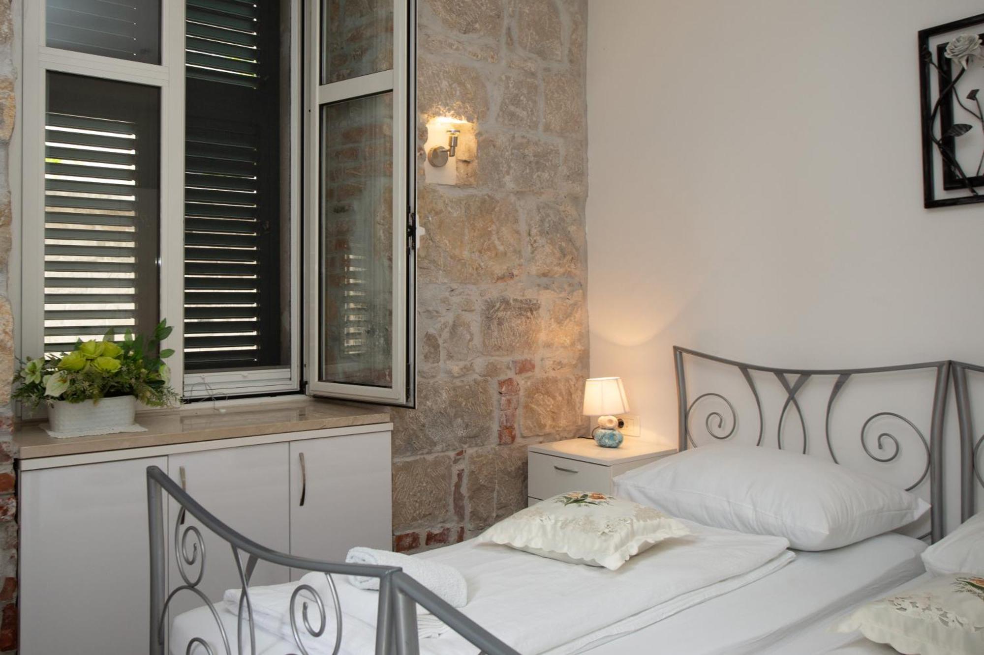 Downtown Spalato Private Rooms Exterior photo